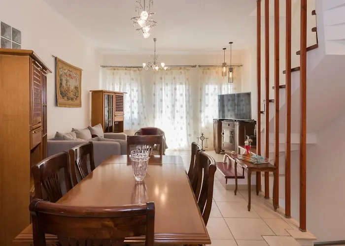 Дом отдыха Reseda House